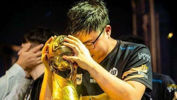 Ming状态火爆冲上热搜(微信状态可看访客记录冲上热搜)|CQ9捕鱼入口